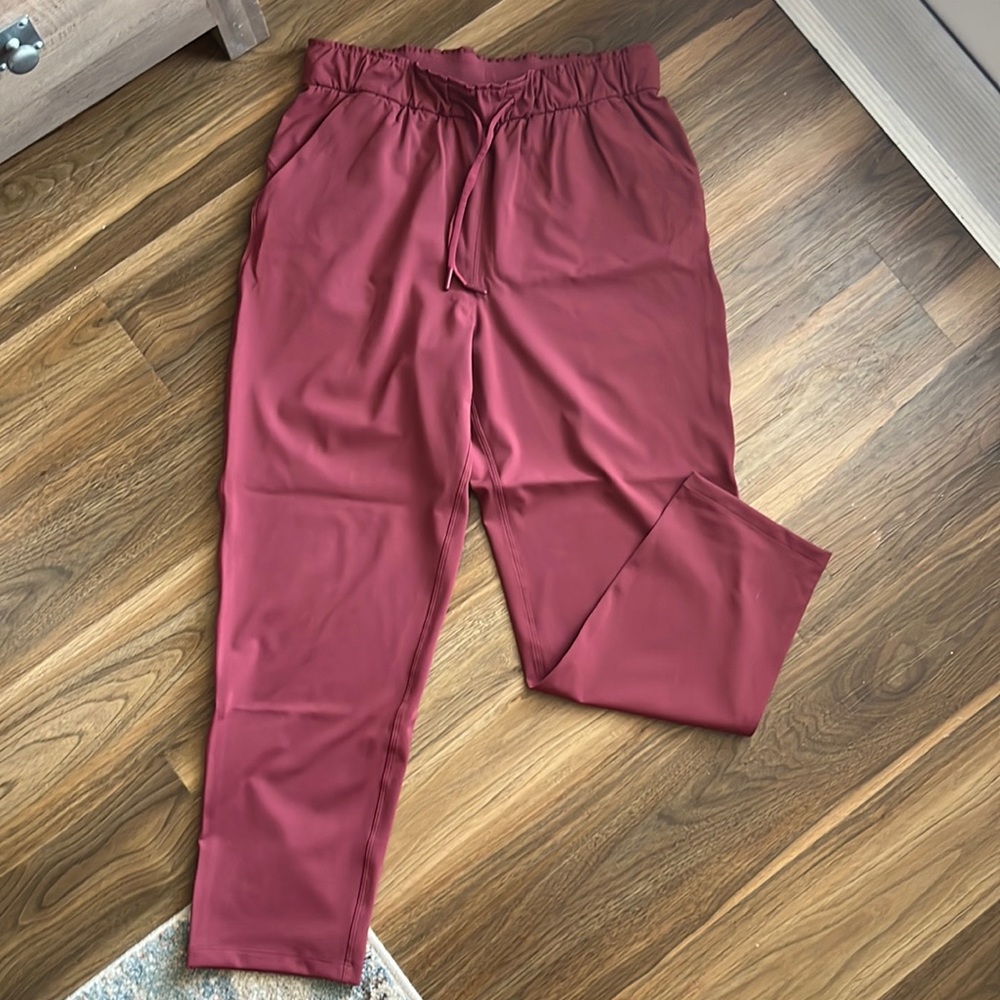 LuLu Lemon Ankle Pants
